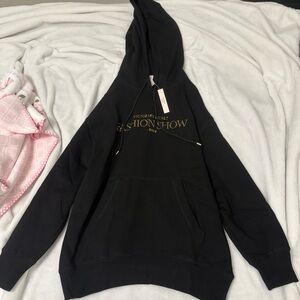 NWT Victoria’s Secret 2025 fashion show hoodie size xs